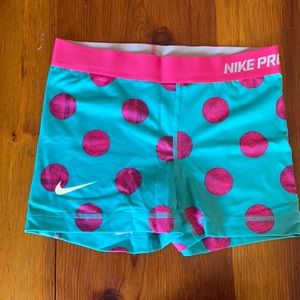 Nike pro 3” shorts